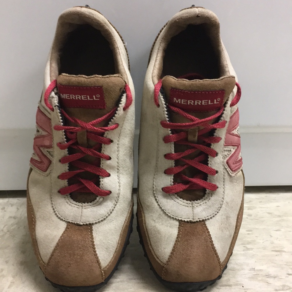 Merrell Hiking Shoes Sale Today Only!! 🎈